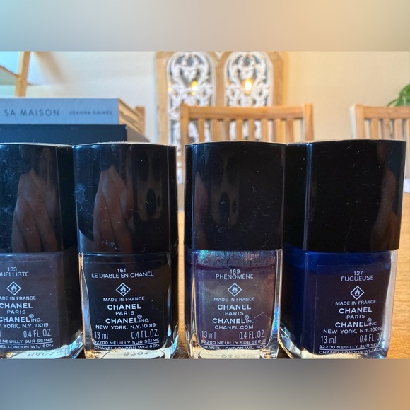 CHANEL Le Vernis Nail Polish Collection - Diverse Hues - Picture 6 of 7